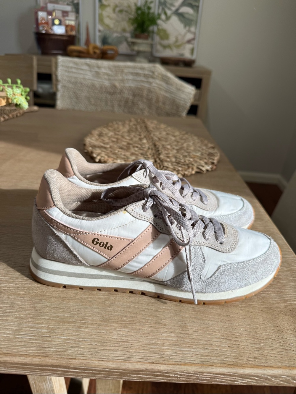 Gola Women's White & Blush Retro Runner Sneakers
